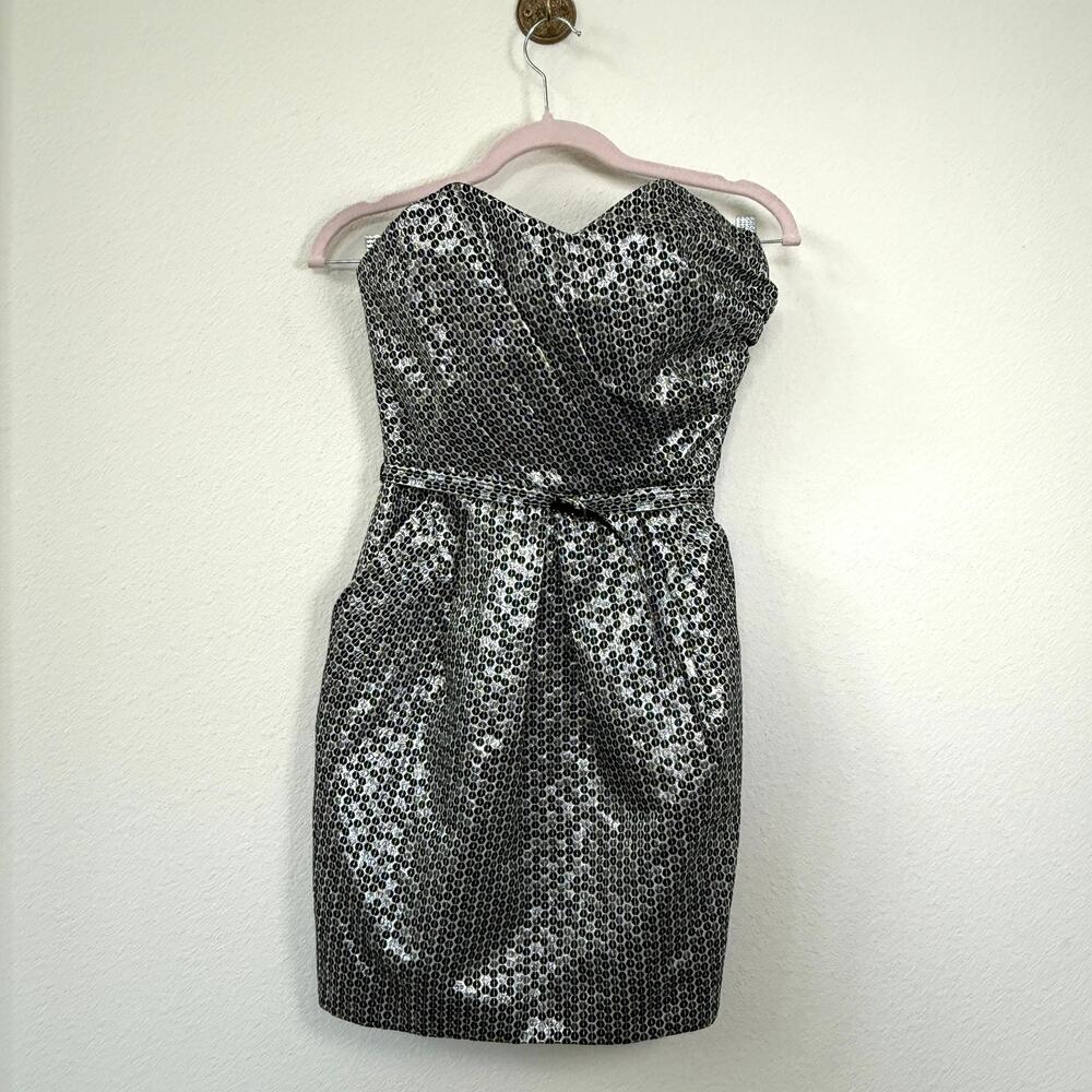 Alexia Admor Silver Metallic Polka Dot Strapless Mini Dress XS USA Party Glam